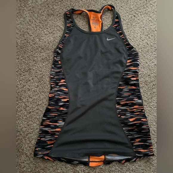 Nike Drifit Camo Tank - Picture 2 of 6